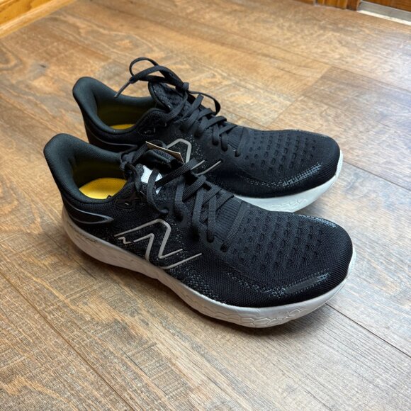 NEW Women's Sz 12 2A New Balance Fresh Foam X 1080v12, Black/White running - Picture 2 of 10